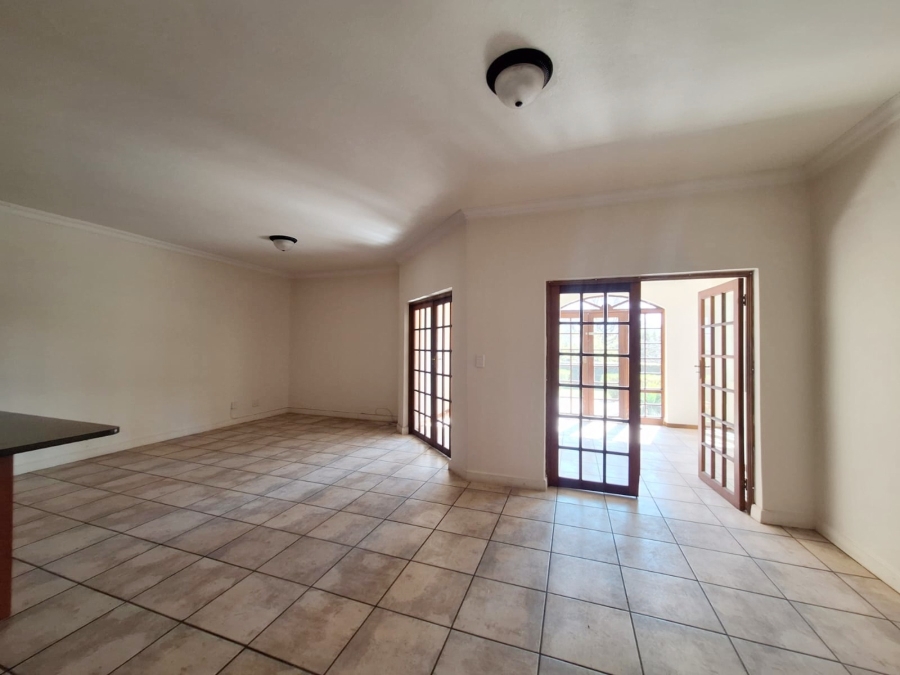 To Let 3 Bedroom Property for Rent in Meerhof North West